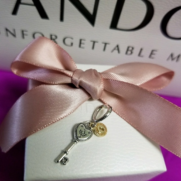 Pandora Key to my heart charm - Picture 1 of 4